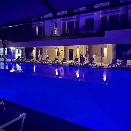 Aware & Hotel 4*