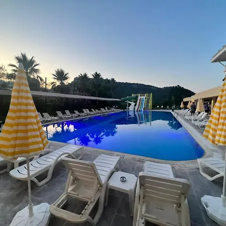 Hotel Aware &