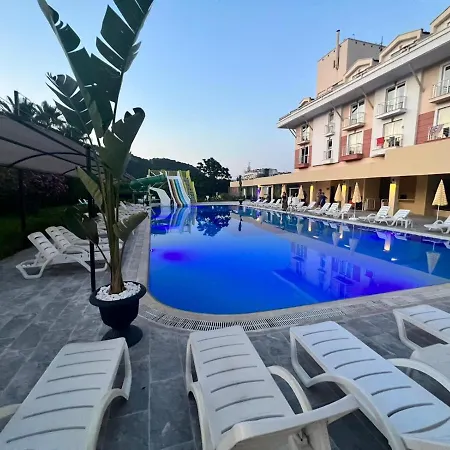 Hotel Aware & 4*