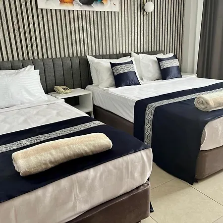 Aware & Hotel 4*